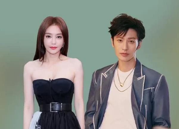 秦岚和明星打牌黄晓明被吸引过来两人对视后反应不一样