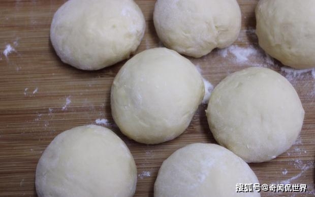 用锅怎么做面包