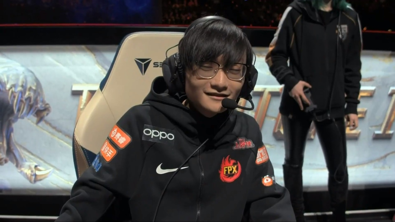 原创fpx的"退役之战"引热议!打野tian不是休息,而是要直接退役?
