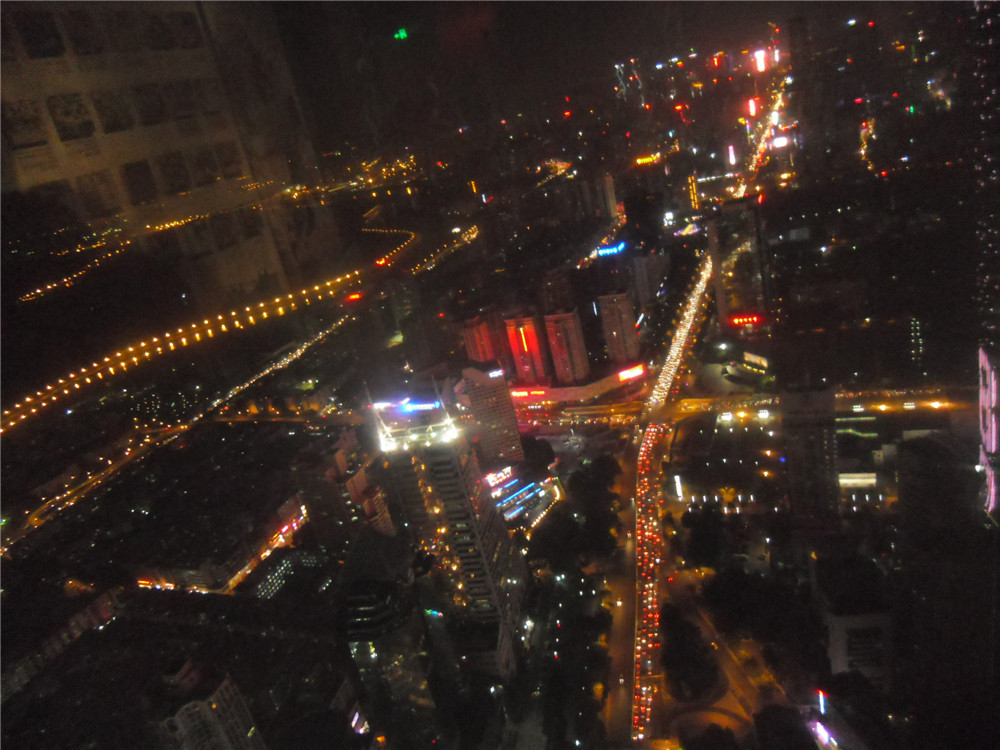 我的地王大厦观光之旅，第一次站在这么高的地方看深圳，好欣喜