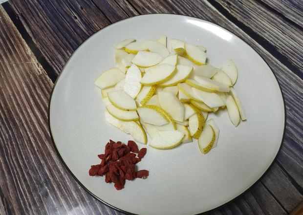 银耳怎么泡发才能凉水下锅 c918f99678a34be5be27d011e99e7e15.jpeg