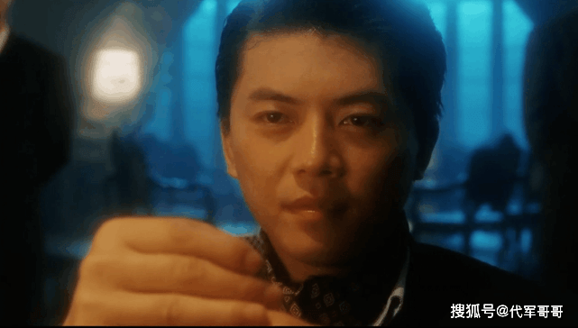 他生于演艺世家,被称为最帅反派,42岁患癌症英年早逝让人惋惜_王霄