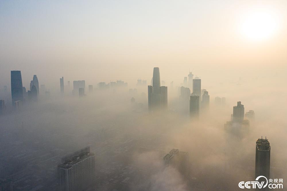天津出现大雾天气