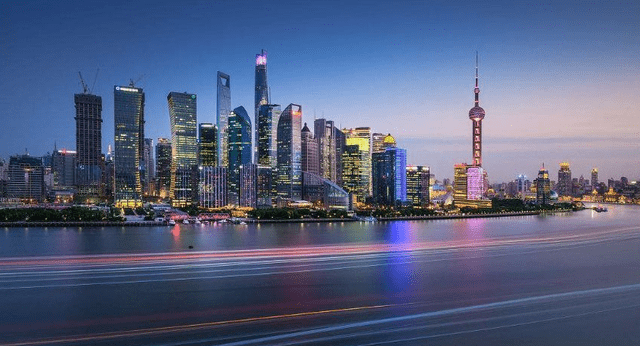 台湾与上海gdp_我国经济发达的城市上海,GDP将近4万亿,有望超越台湾省
