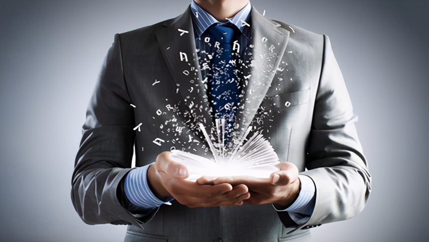 眼睛受伤遭美亚保险拒赔 演员质疑何为“私人意