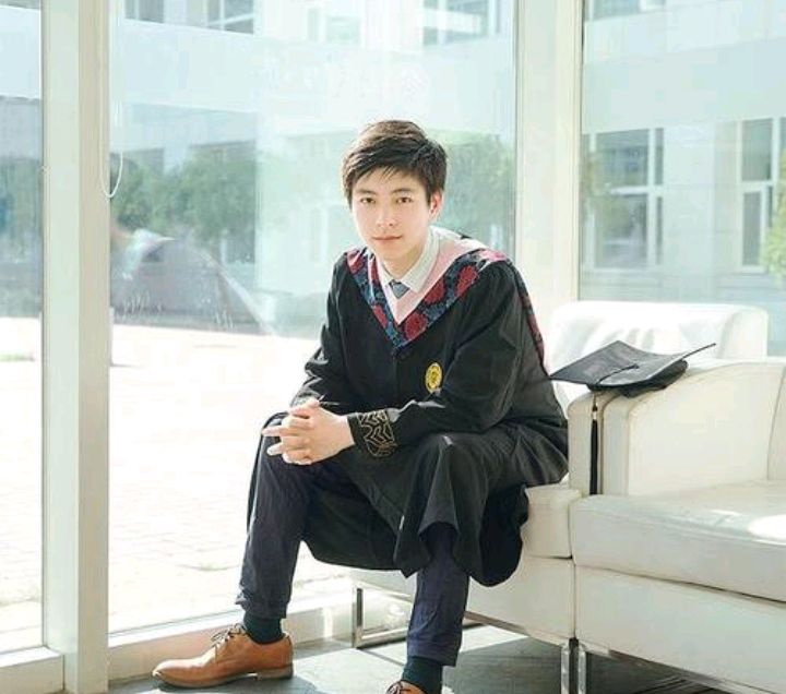 原创9年了青海男孩高考数学129分以671分摘状元上北大如今怎样