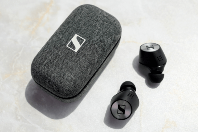 2021新年礼品送游戏蓝牙耳机；颜值性能俱佳的游戏蓝牙耳机安利