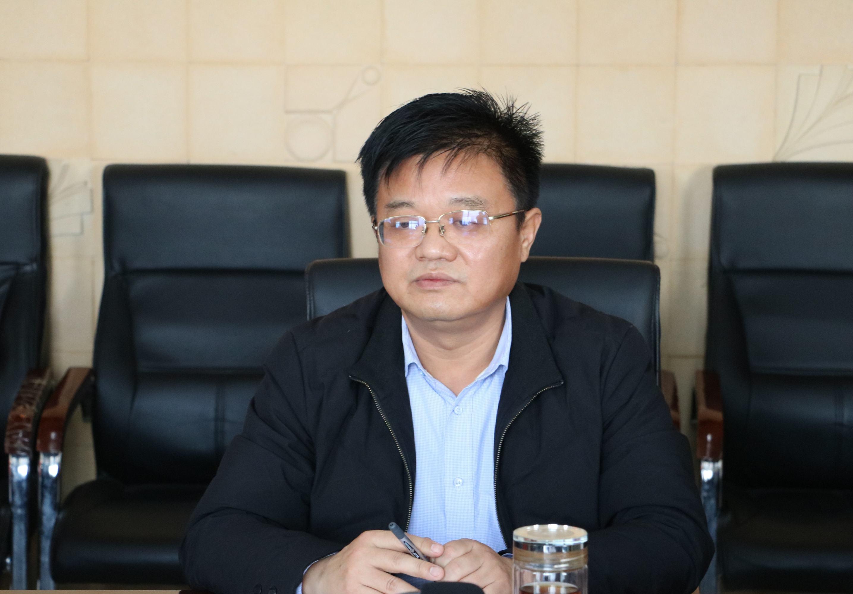 山东东明县公路管理局召开2020年度领导班子民主生活会_手机搜狐网