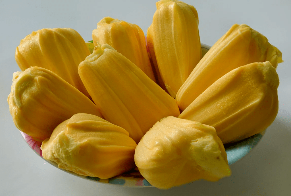 为什么进口菠萝蜜,都会被砍一刀?外行人看了表示一脸懵