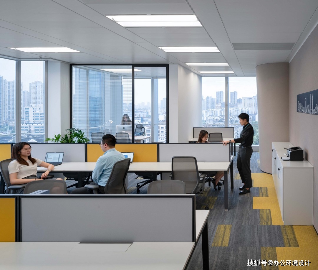 设计公司工作照片图片 e96173deeaad45fd93a59b114452975f.jpeg