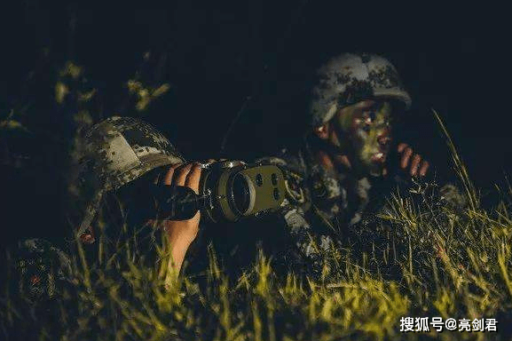 三大兵种,为什么侦察兵最强,专家:和作战方式有关_士兵