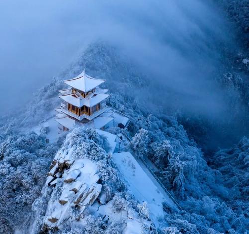 为什么“洛阳城”敢与故宫比雪景？白云山、老城别有洞天！