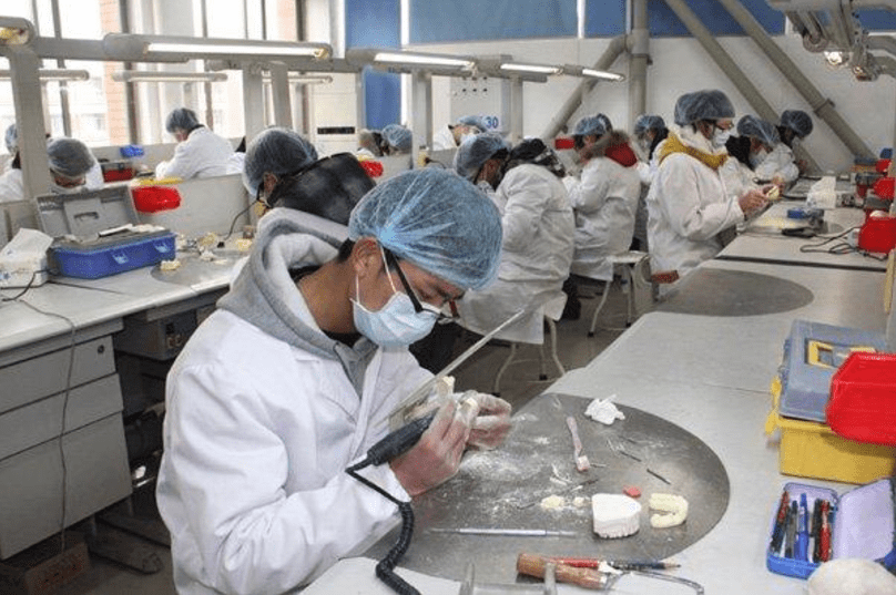 大学如何选择口腔护理 e3d350dc46dd4c68b17cedcb55dc1ee1.png