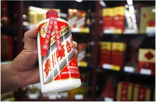 这家上市公司火了,送茅台给股东!股东不领情:你得先买814万元的股票