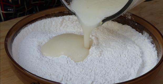 面粉是怎么做成的图片 261cb0b3f1564457a49aed31e20f1d20.jpeg