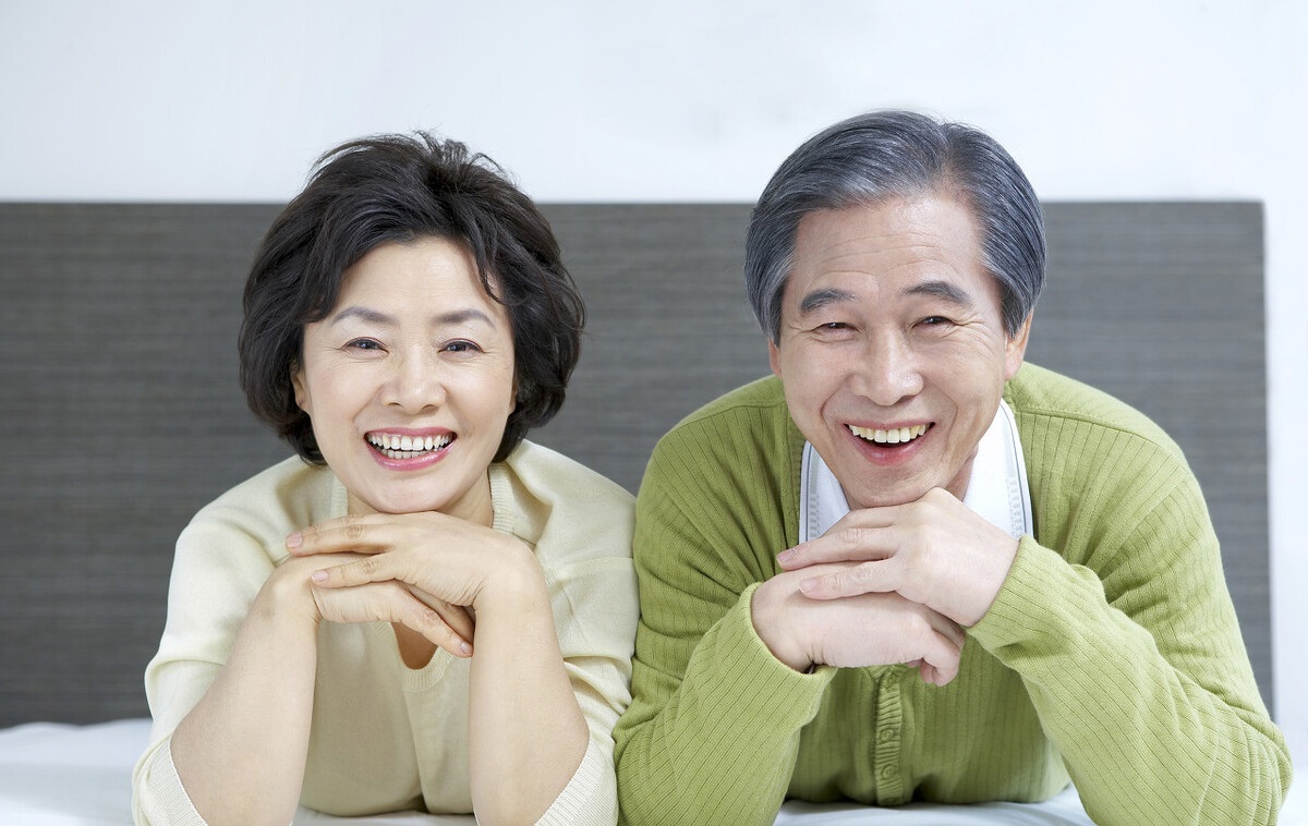 婚前可以睡在一起吗 结婚前应该睡一起吗