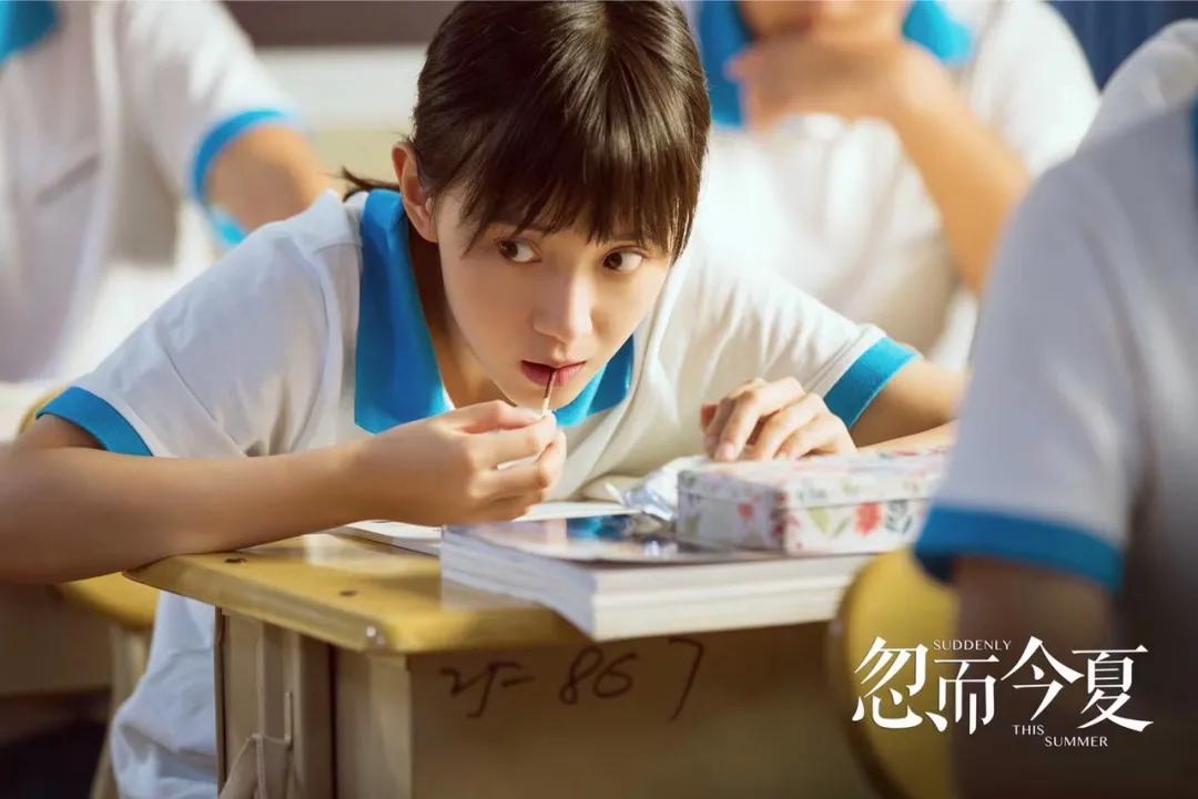 原创她是热播剧二十不惑里的人气主演但小小年纪却已吃素12年