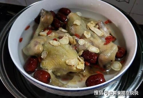 什么可以炖鸽子 5a6e21dccac045eeacbd01d3f9c5676a.jpeg