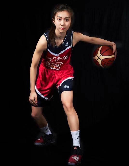 原创女篮新颜值担当!身高1米8被称中国女库里,24岁长相很清新