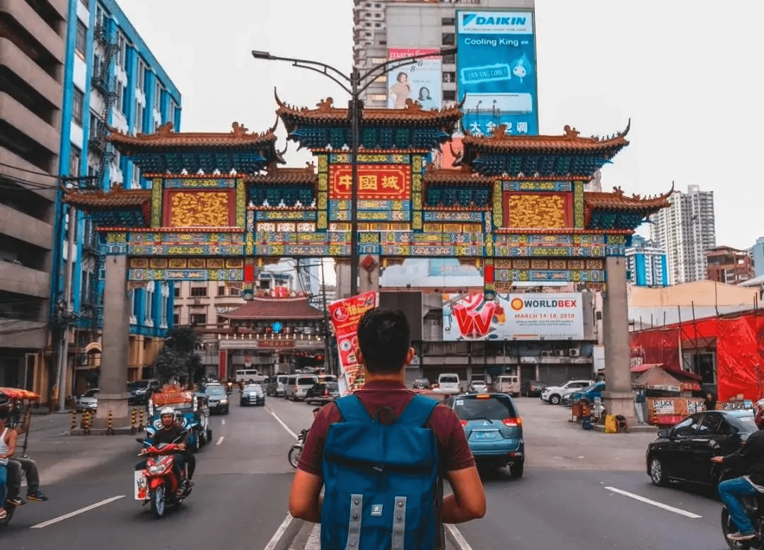 马尼拉中国城创建于1594年,是全世界最早的唐人街.