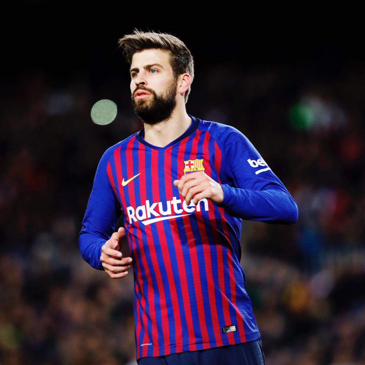 原创皮克:c罗能在梅西时代夺得五个金球奖太过分!皇马没他也厉害!