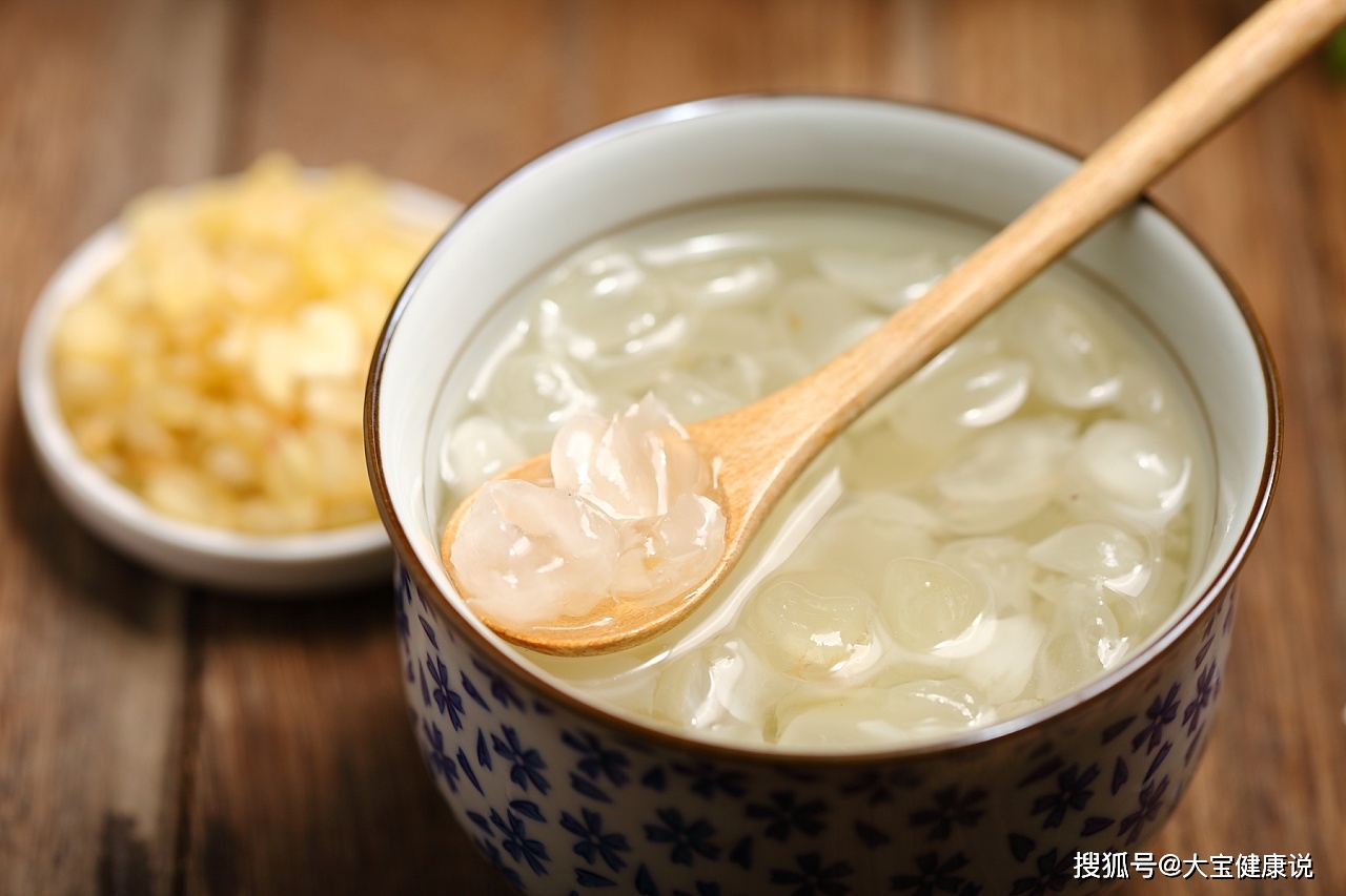 银耳怎么泡发最好吃呢 81f19d2f04c141ee93cb383e85682529.jpeg