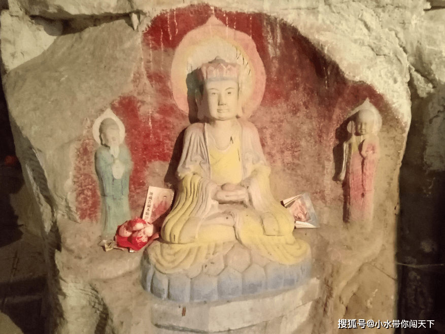 云岗石窟人多不多 b54a9d7ddf884e758c5b6d176af6c74a.png