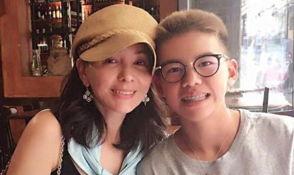 "雪姨"王琳:两嫁香港富商,儿子生父成谜,如今50岁独自养儿子