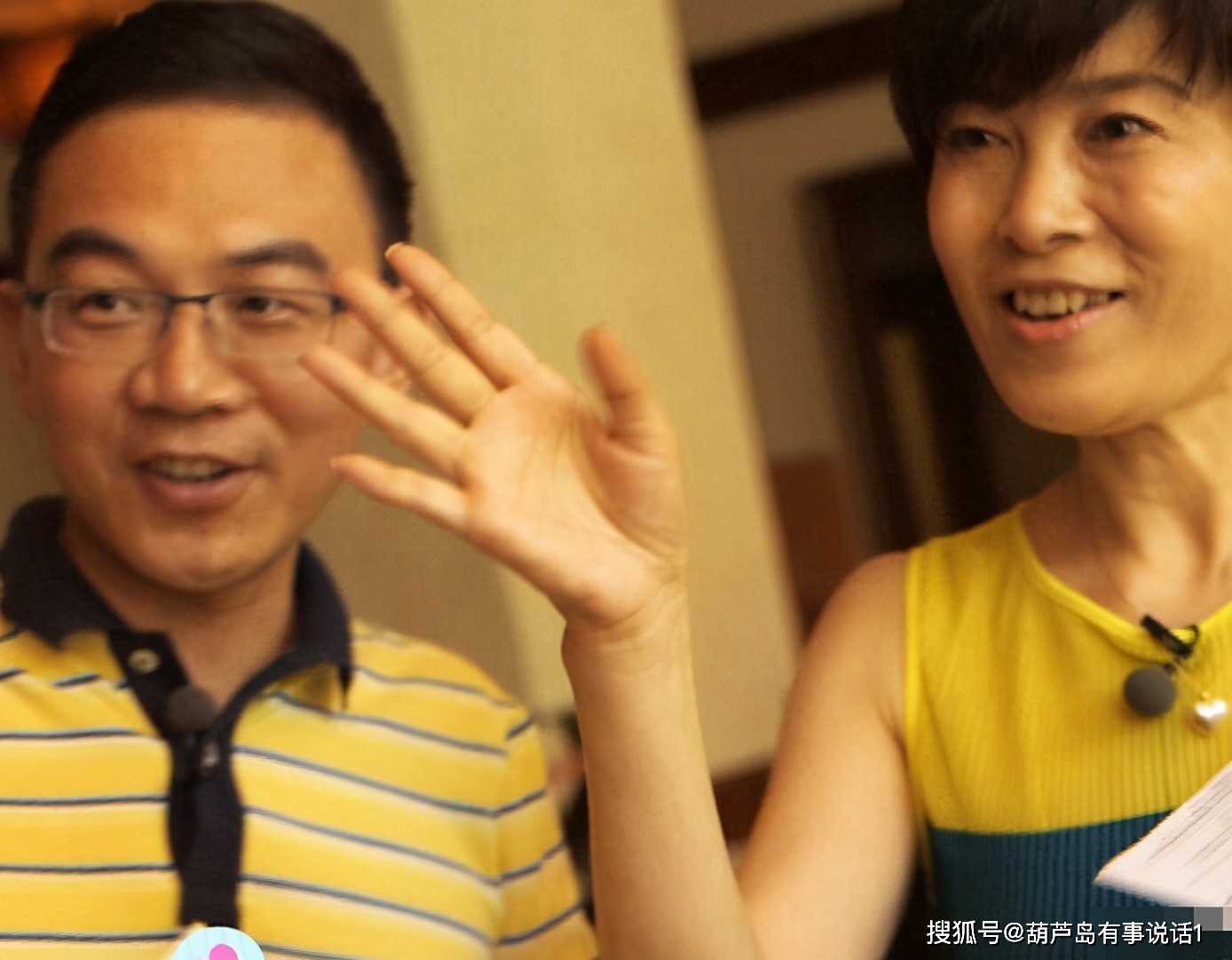 长啸,从乡村小学教师到央视主持人,女儿长得漂亮妻子是谁已成谜