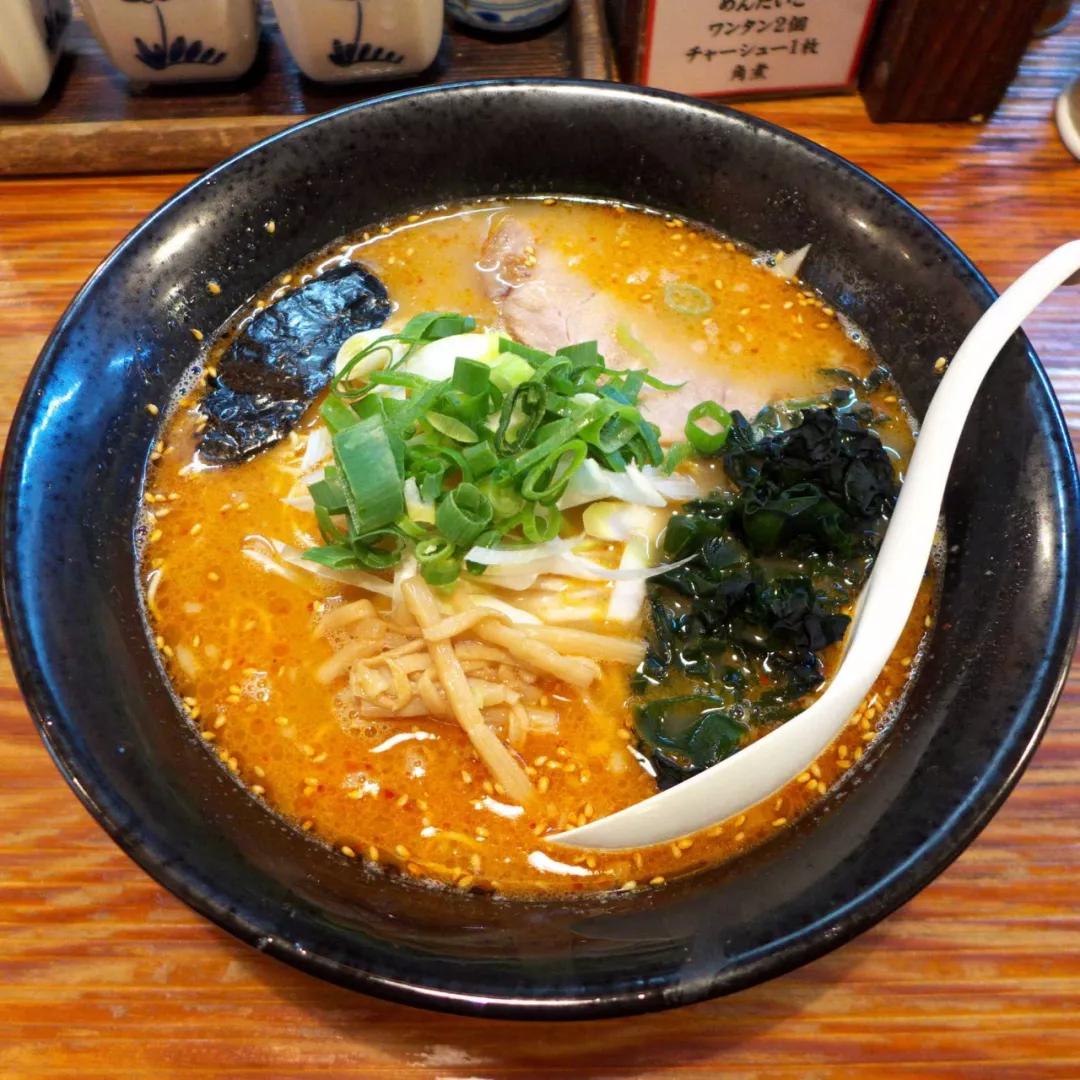 由胃至心的满足日本最接地气的大众美食拉面全解析