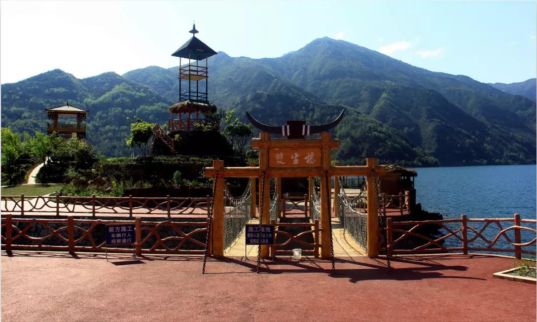 新奇好玩!雷波马湖景区新增网红打卡点_游客