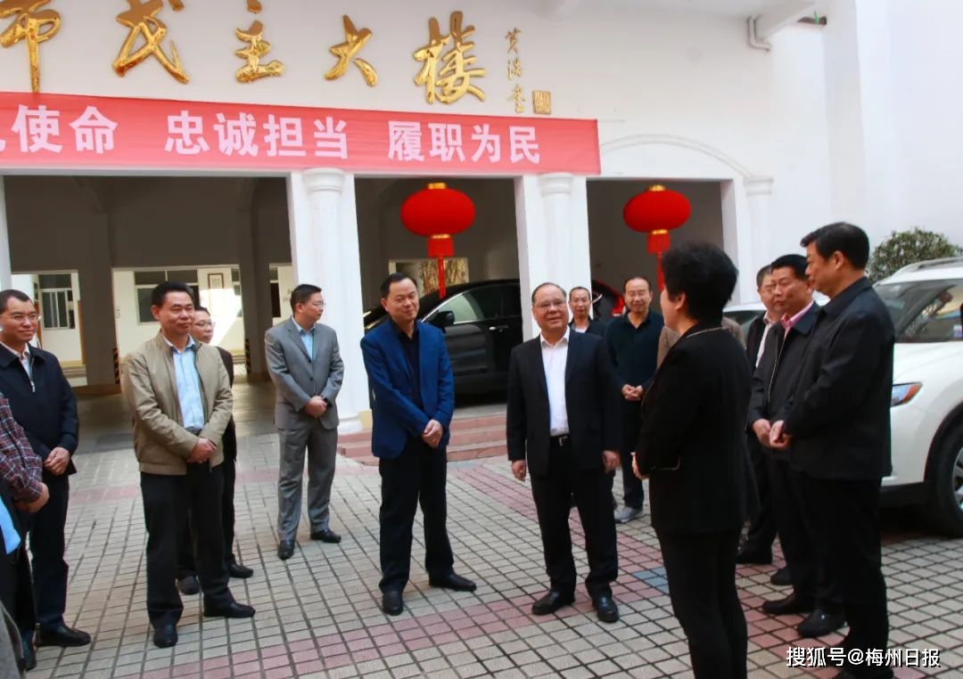 余其豹寄语兴宁市党员干部:发扬"三牛"精神 奋斗开创新局