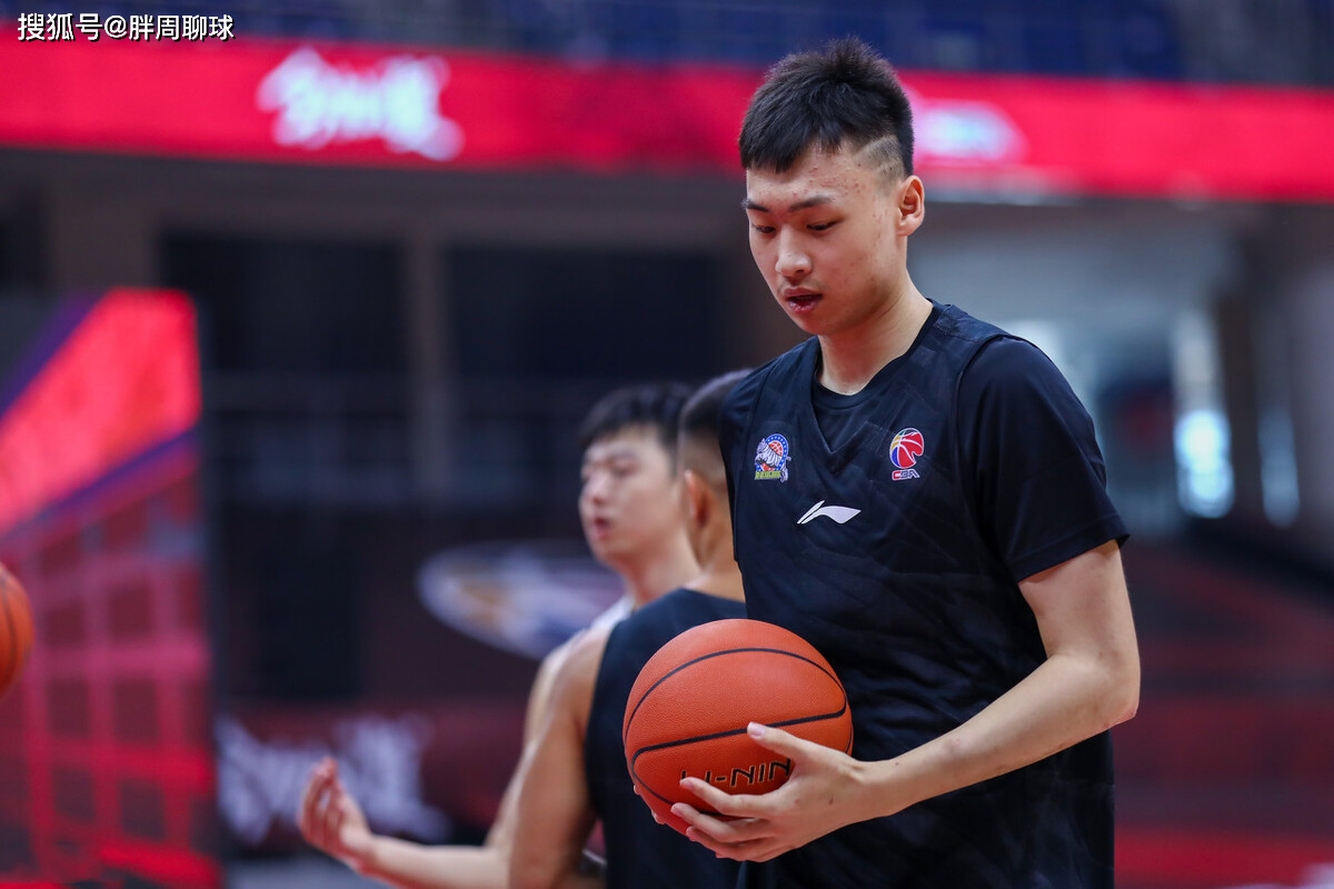 阿的江恶补新疆短板!齐麟透露玄机,cba争冠再度加码