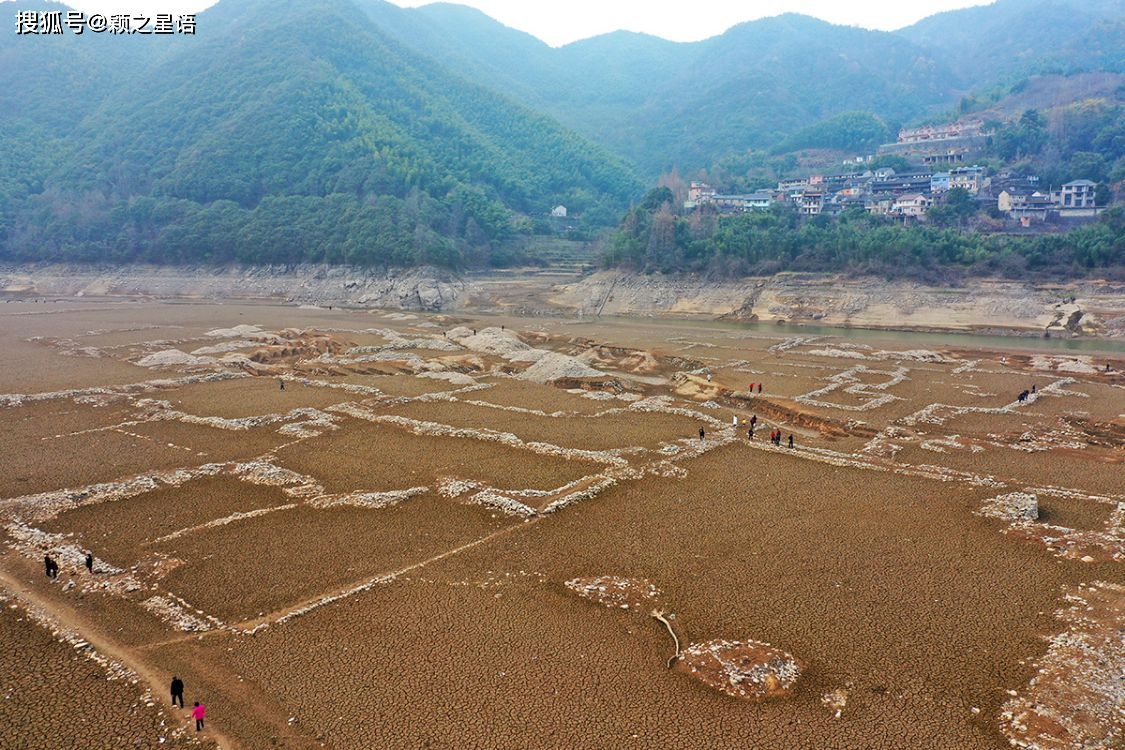 阳泉河下村失踪人口_大阳泉古村图片(2)