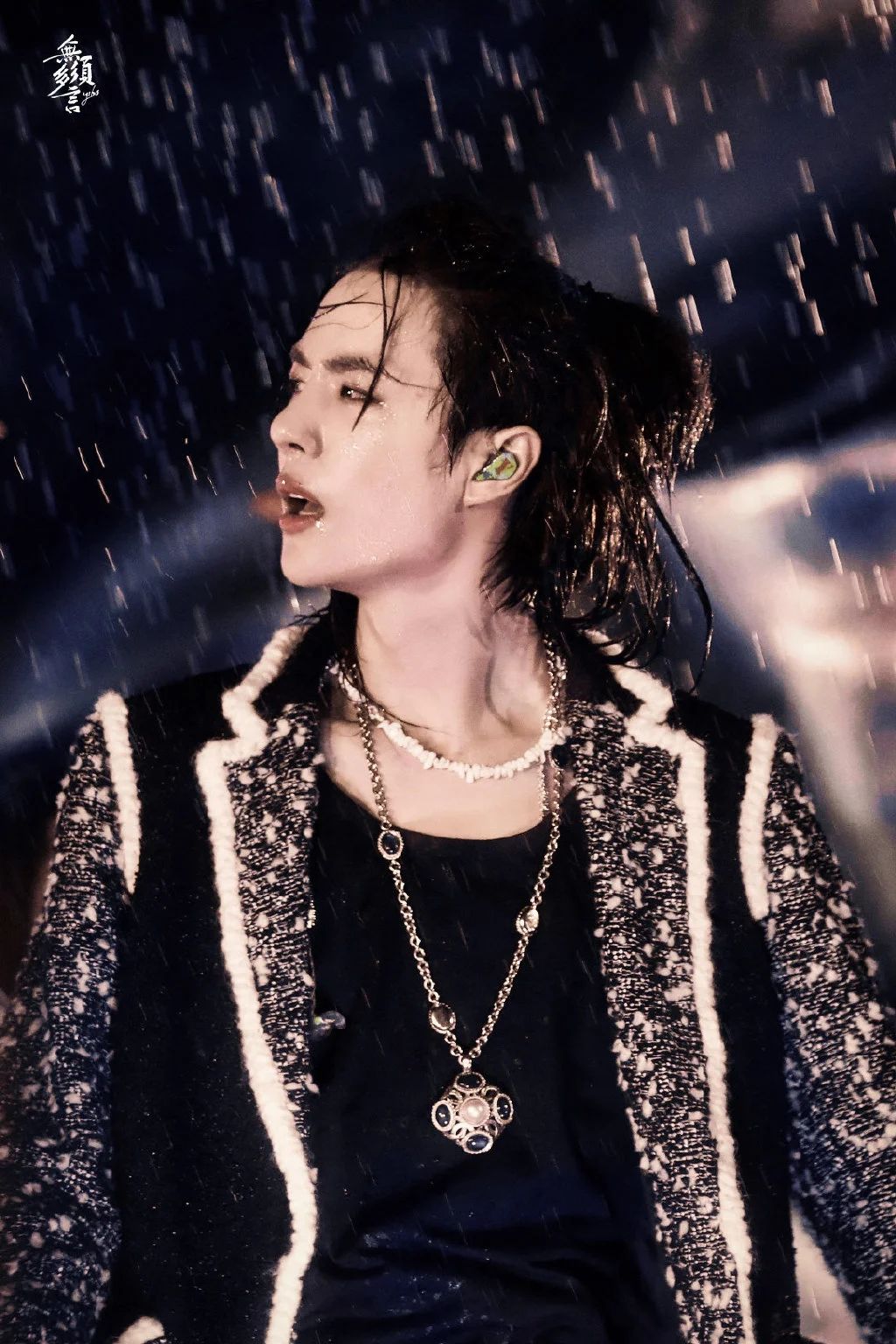 王一博京剧壁纸来一波,神秘的眼神绝美的侧颜,充满戏剧张力!(图9)