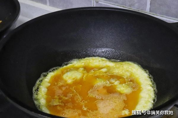 番茄炒鸡蛋怎么煮出汁 770f6ed4d18e4828818acfa7f95262df.jpeg