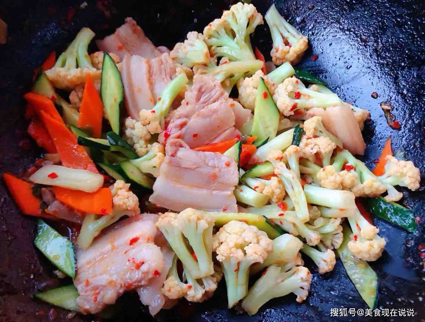 干锅花菜需要的配料 f54e5a71ec4d45dd88933554d6f787cd.jpeg