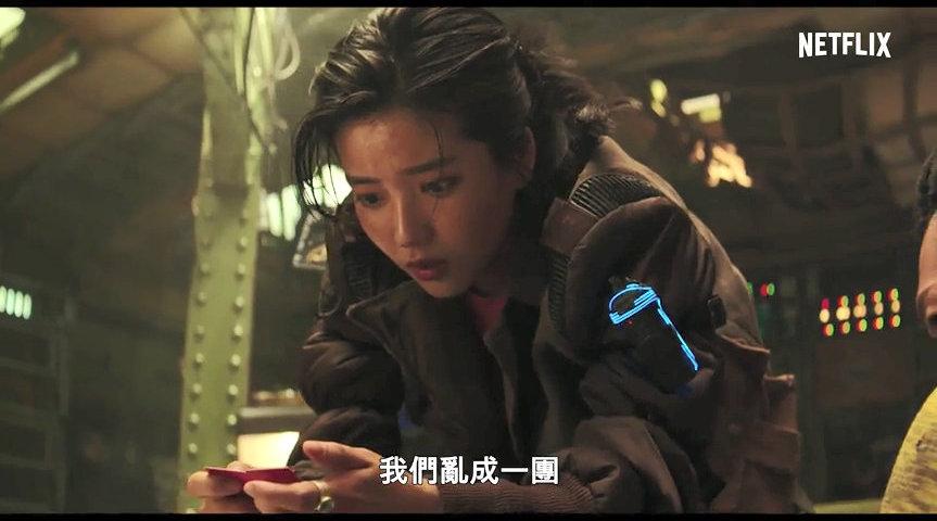 韩国电影《胜利号》中的人道主义_花郎