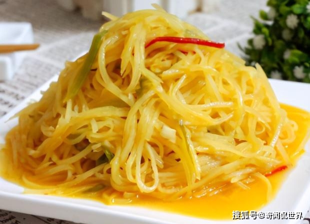 炒土豆丝最好吃的做法不放醋 2f4aafcc16b641f589a347399cb4c24a.jpeg