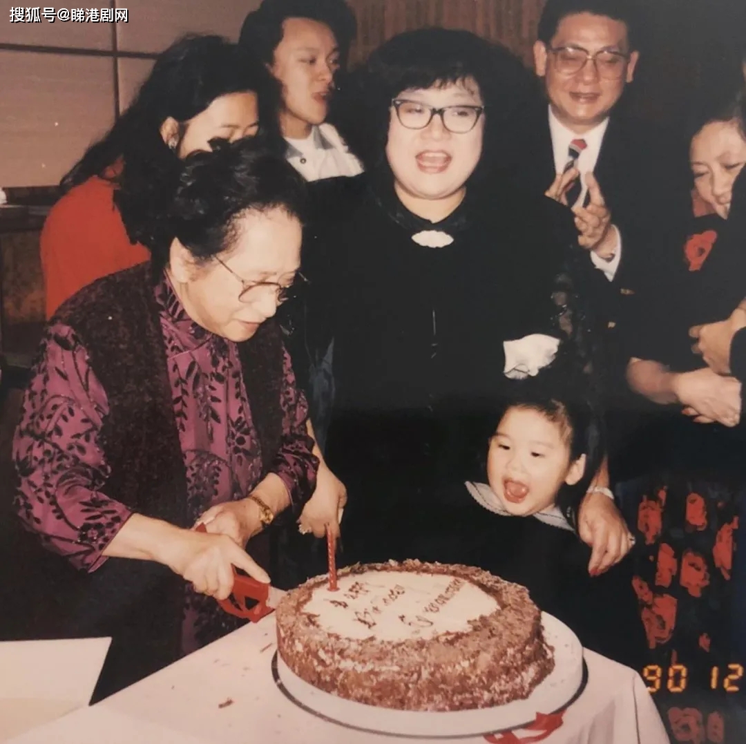 亲人葬礼见到妈妈和俩姐丧事后回娘家禁忌 自媒体热点