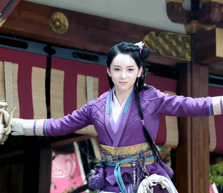 《山河令》开播,周也嘟嘴"假哭",被吐槽药水哥同款演技