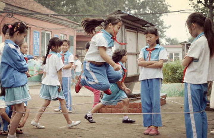 童年回忆杀!小卖铺消失的"宝藏"