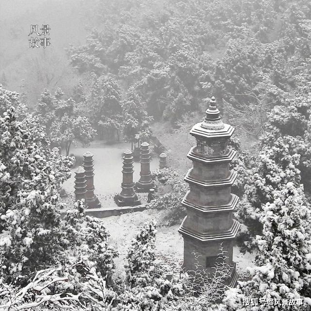 河南古寺和少林寺渊源很深，乾隆来过三次，雪景太迷人