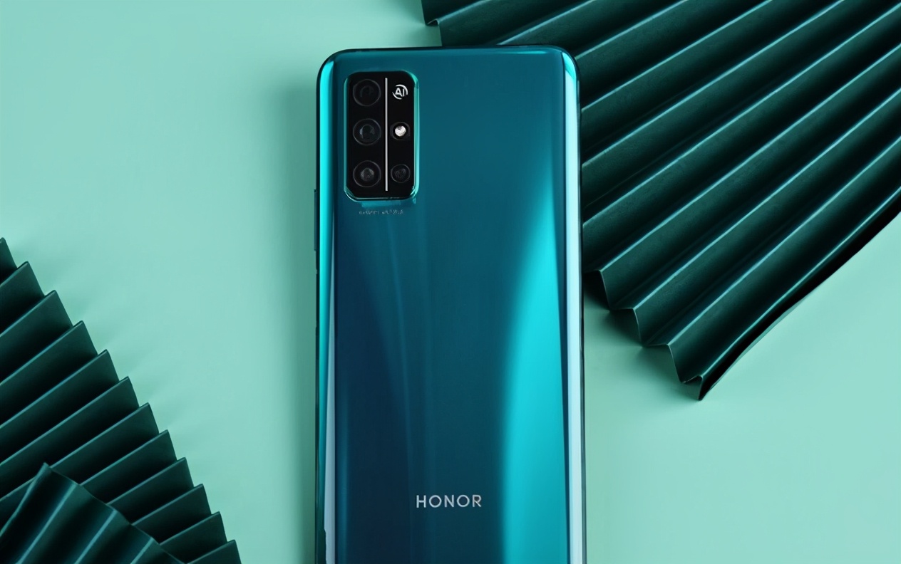 原创放下买新不买旧6400万四摄麒麟820实用配置售价感人