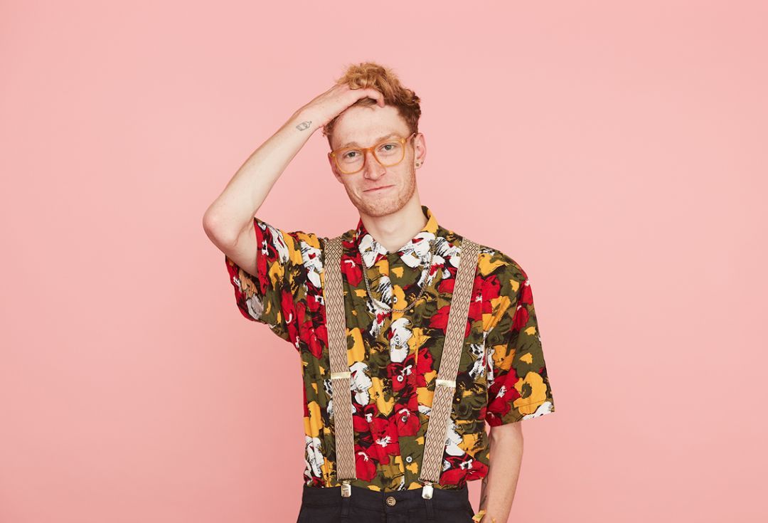 比如,气质迷幻氛围氤氲的trip-hop,阴郁民谣的代表matt elliott,以及