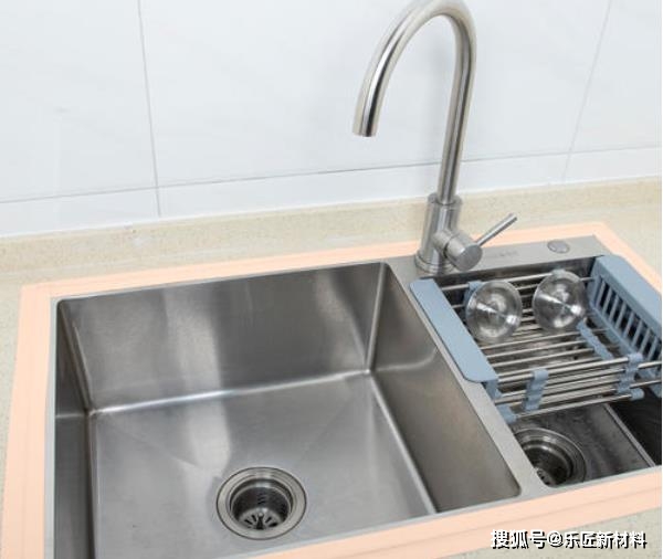 水槽边缝漏水用什么胶 防水