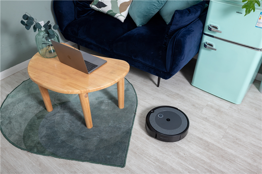 垃圾|iRobot Roomba i3+扫地机器人测评：年度新品，性价比之选