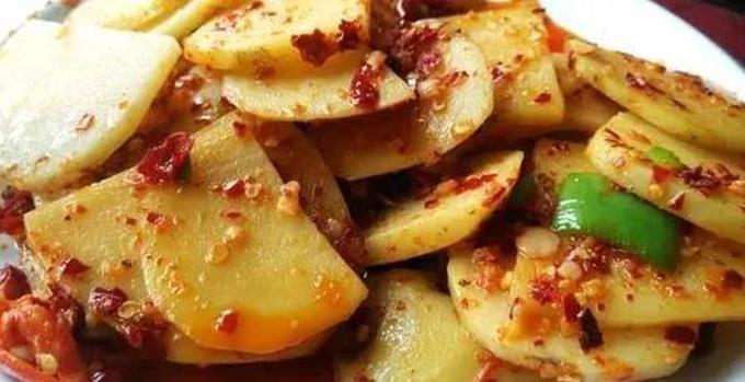 怎么样煎土豆片丝才好吃 7f298032b1ea454fb762d35361b4323d.jpeg