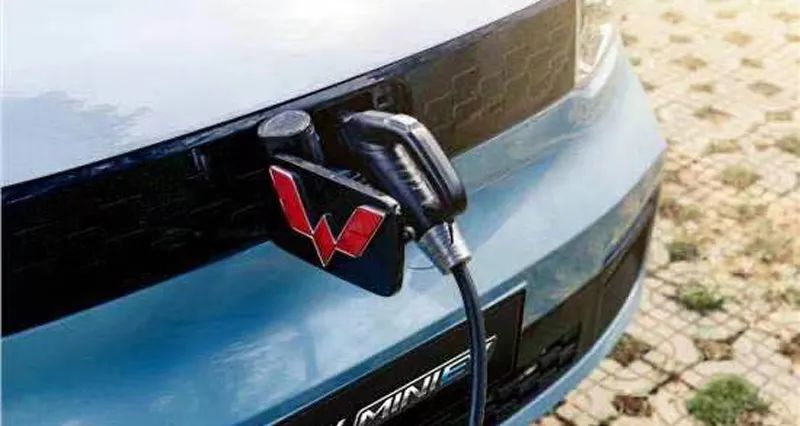 汽车排行榜2020前十名_电动汽车排行榜前十名2020纯电动汽车