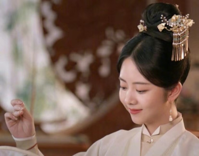 花愿宝藏女孩谭松韵献唱锦心似玉插曲松果醉在春风里